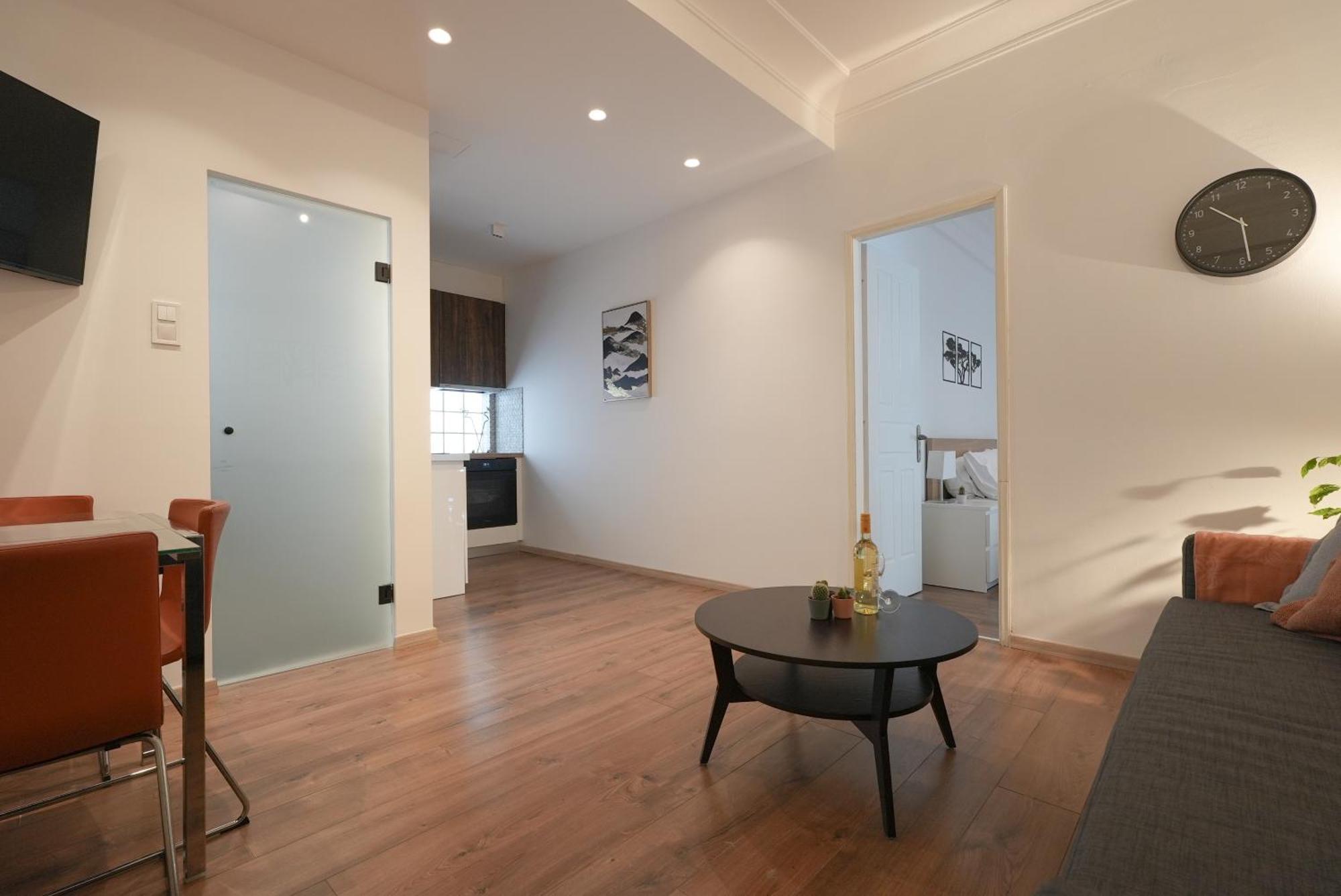 Syntagma Square, 50sqm Nikis Luxurious Athens